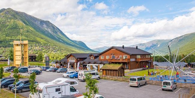 Sommerhelg i vakre fjellområde i Lom